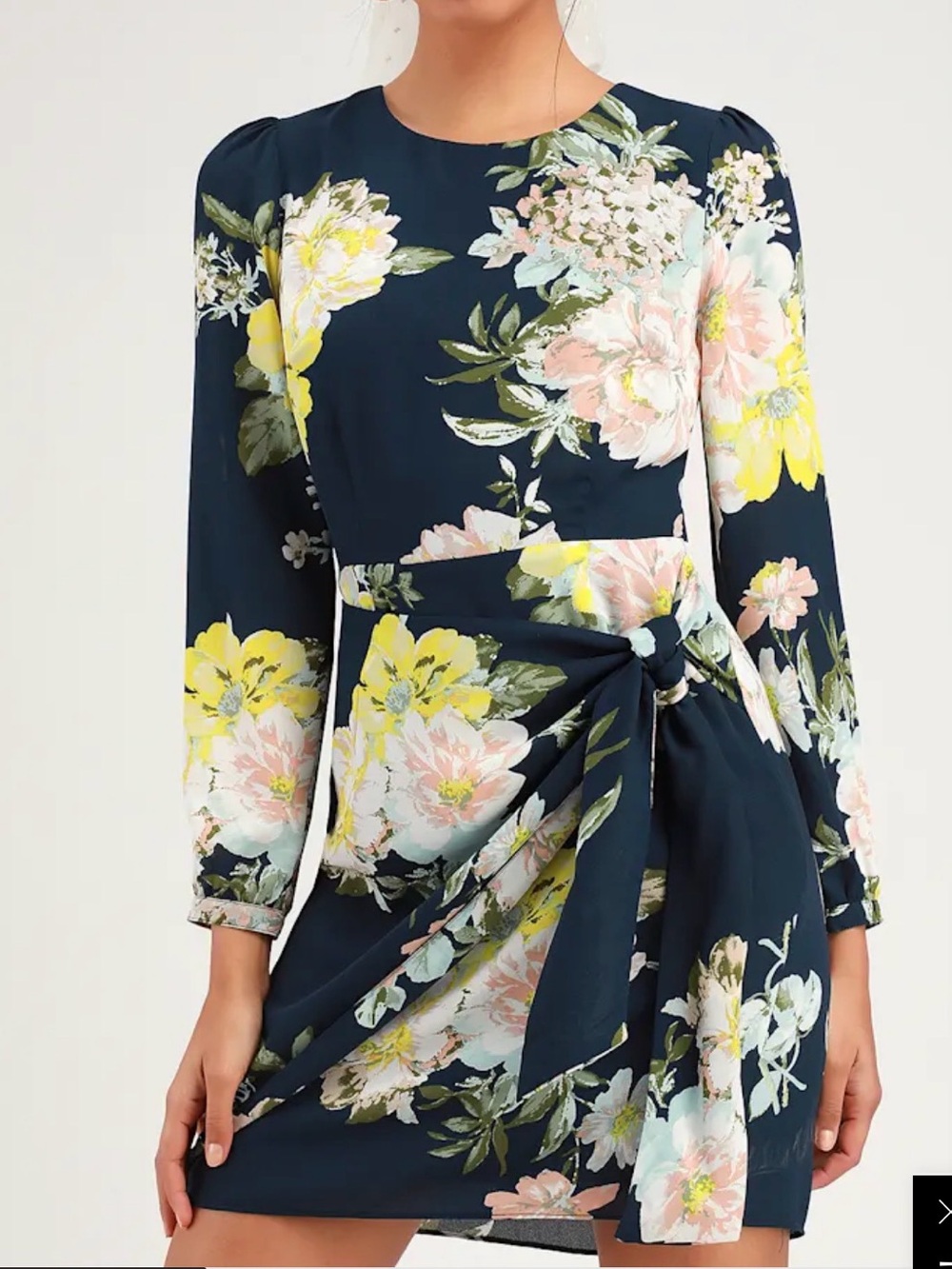 Socialite Floral Wrap Dress 💛